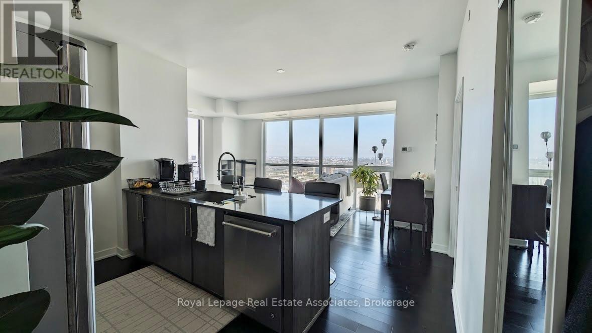 Photo 23 of 4705 4011 Brickstone Mews, Mississauga ON