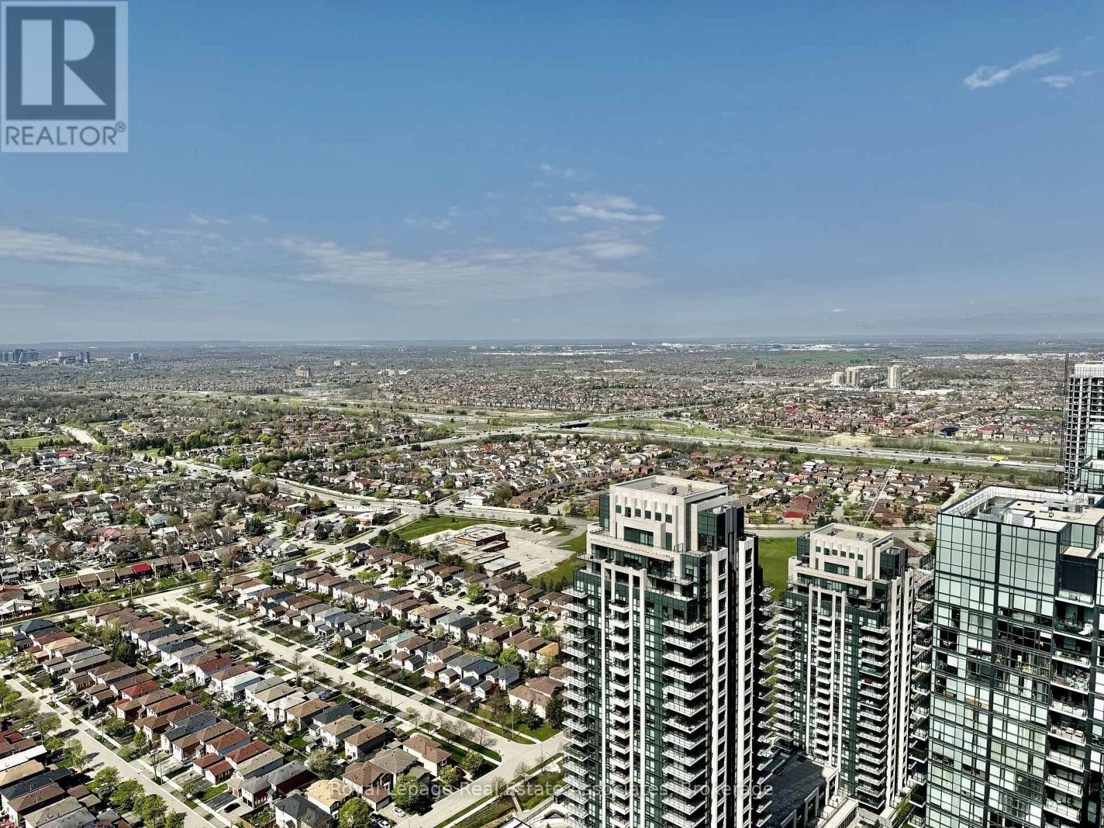 Photo 24 of 4705 4011 Brickstone Mews, Mississauga ON