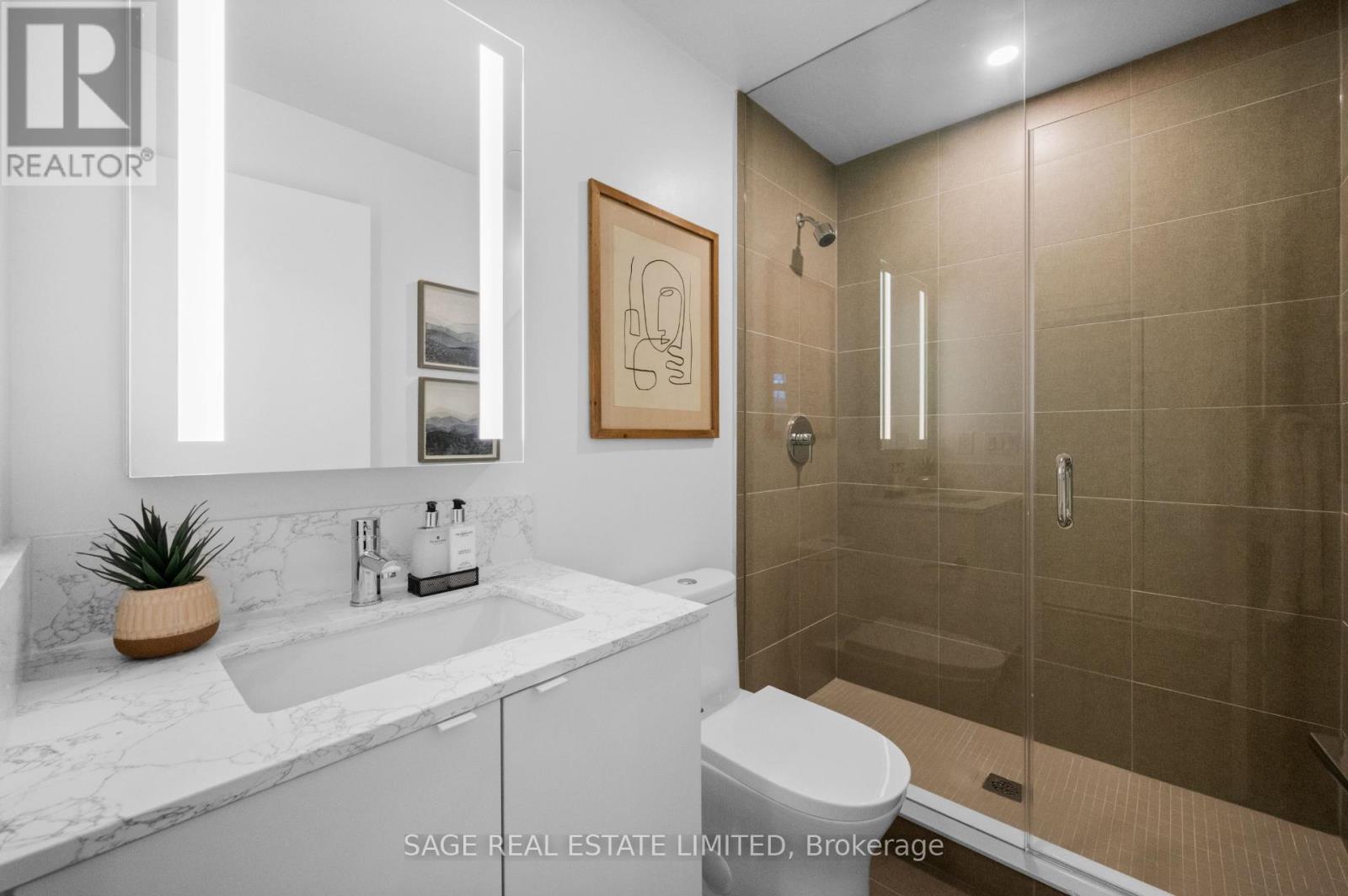 Photo 17 of 711 270 Dufferin Street, Toronto ON