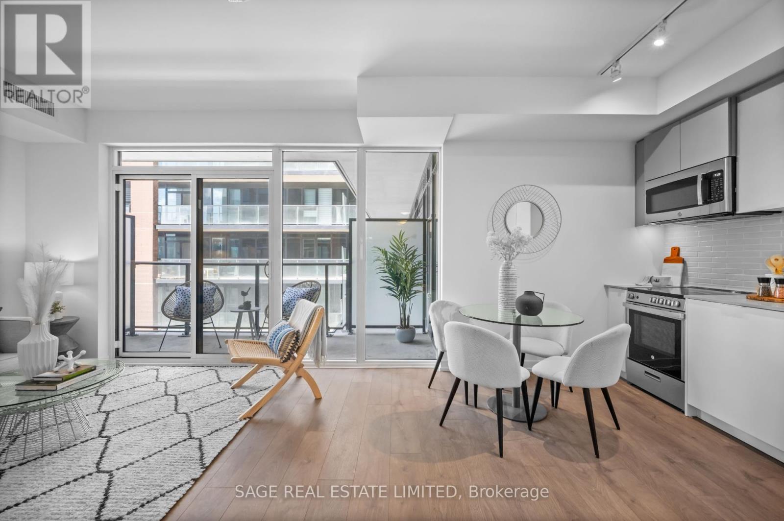 Photo 10 of 711 270 Dufferin Street, Toronto ON