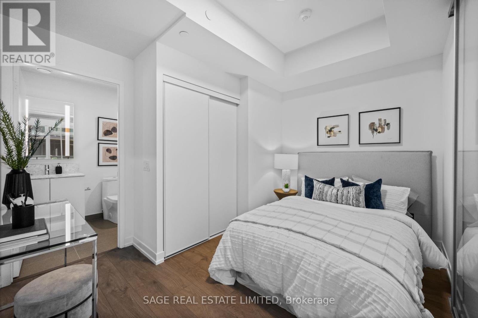 Photo 12 of 711 270 Dufferin Street, Toronto ON