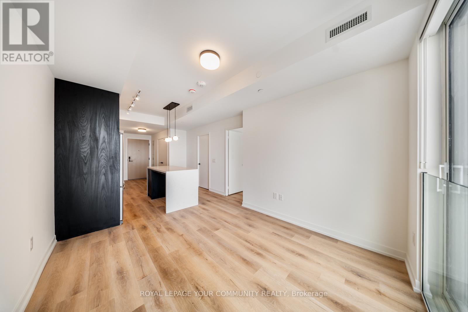Photo 34 of 701 5 York Garden Way, Toronto ON