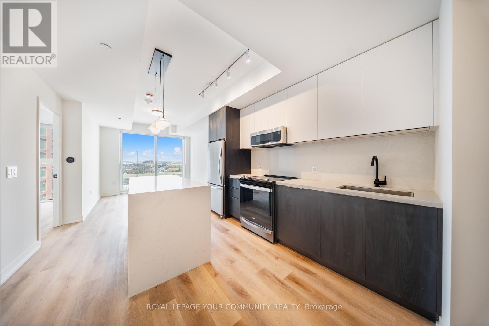 Photo 17 of 701 5 York Garden Way, Toronto ON