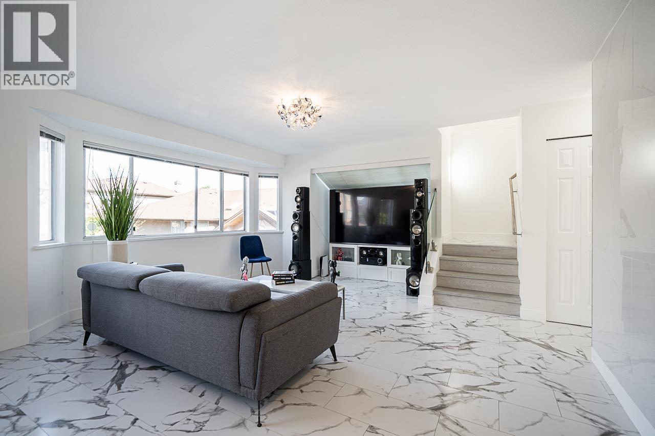 Photo 13 of 54 5380 Smith Drive, Richmond BC