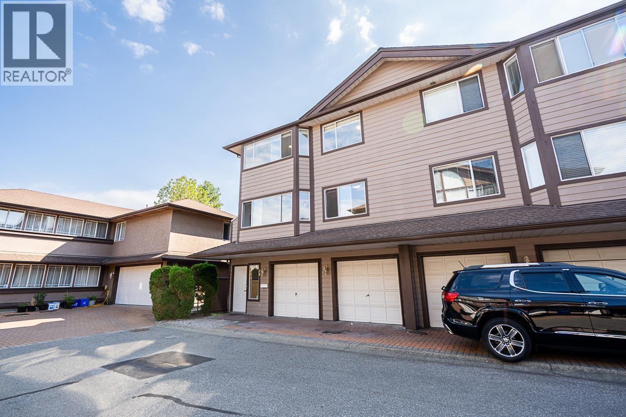 Photo 36 of 54 5380 Smith Drive, Richmond BC