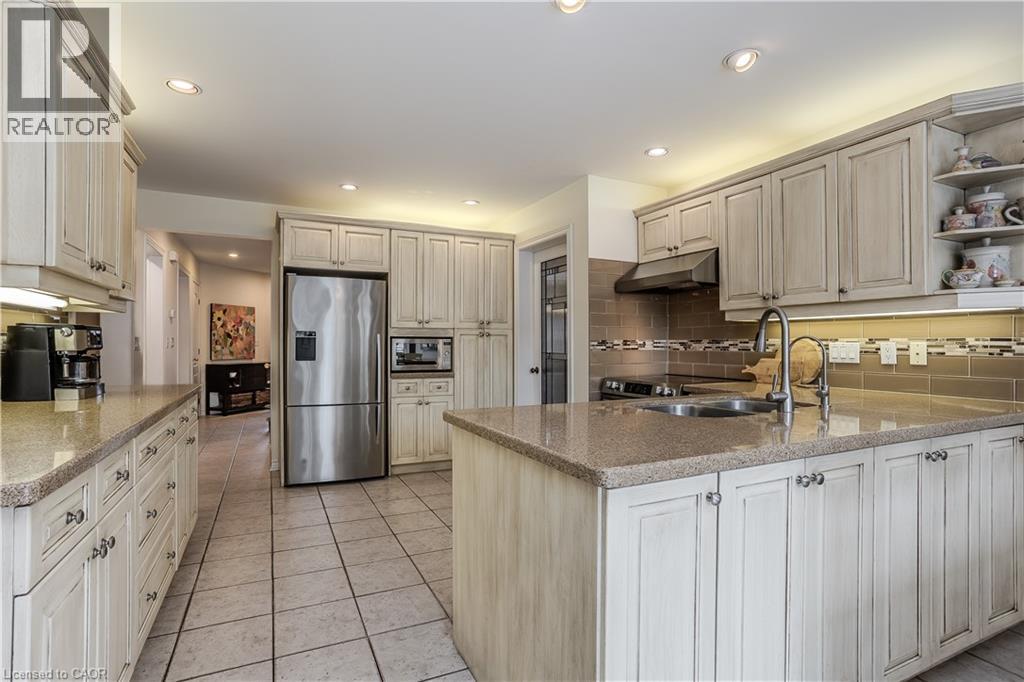 Photo 28 of 56 Farris Avenue, St Catharines ON