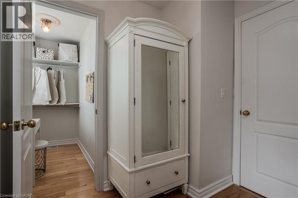 Photo 15 of 56 Farris Avenue, St Catharines ON