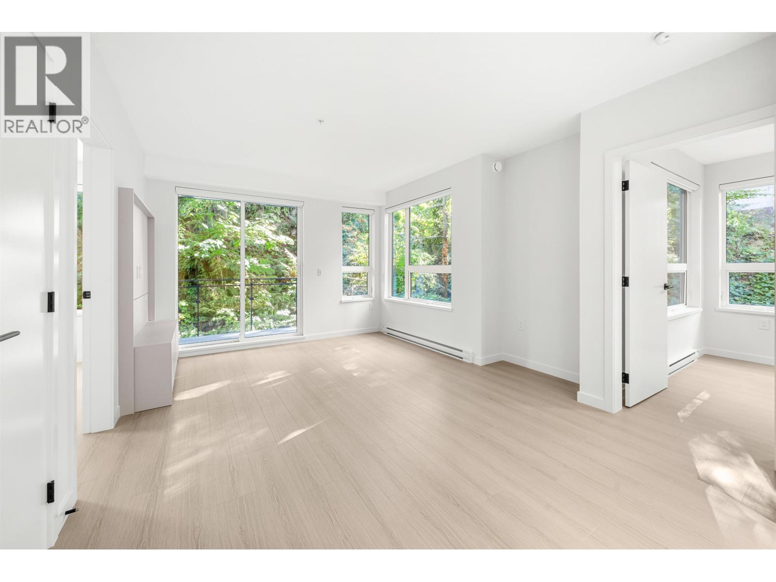 Photo 30 of 303 2015 St Johns Street, Port Moody BC