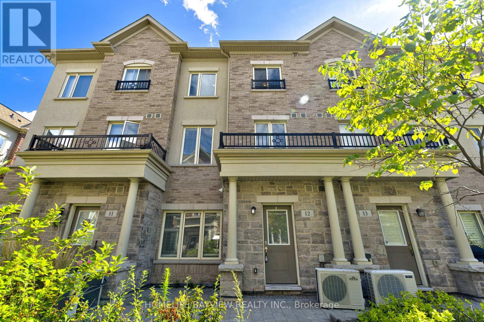 Photo 41 of Th 12 25 Coneflower Crescent, Toronto ON