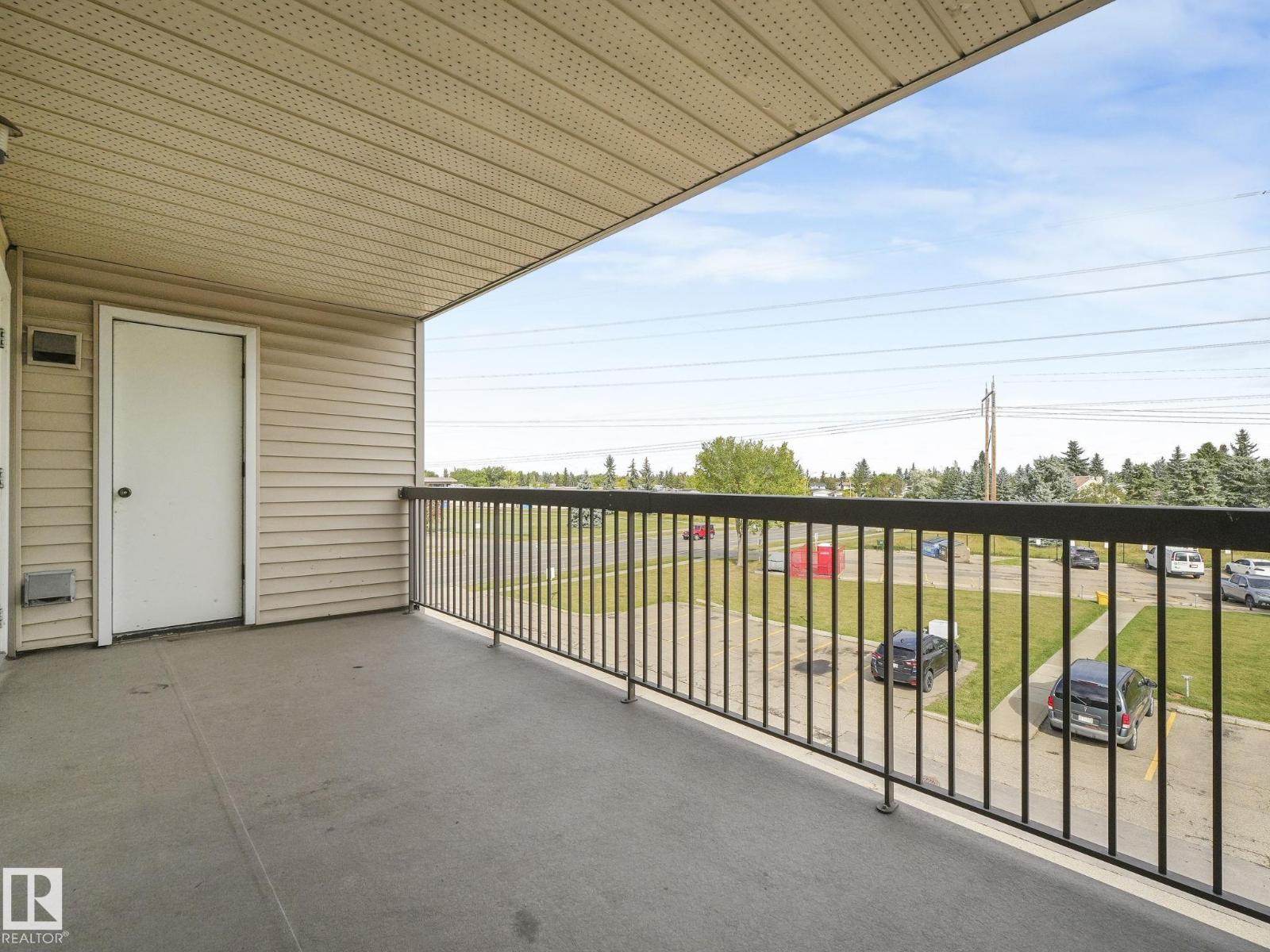 Photo 1 of 303 10528 29 Av Nw, Edmonton AB