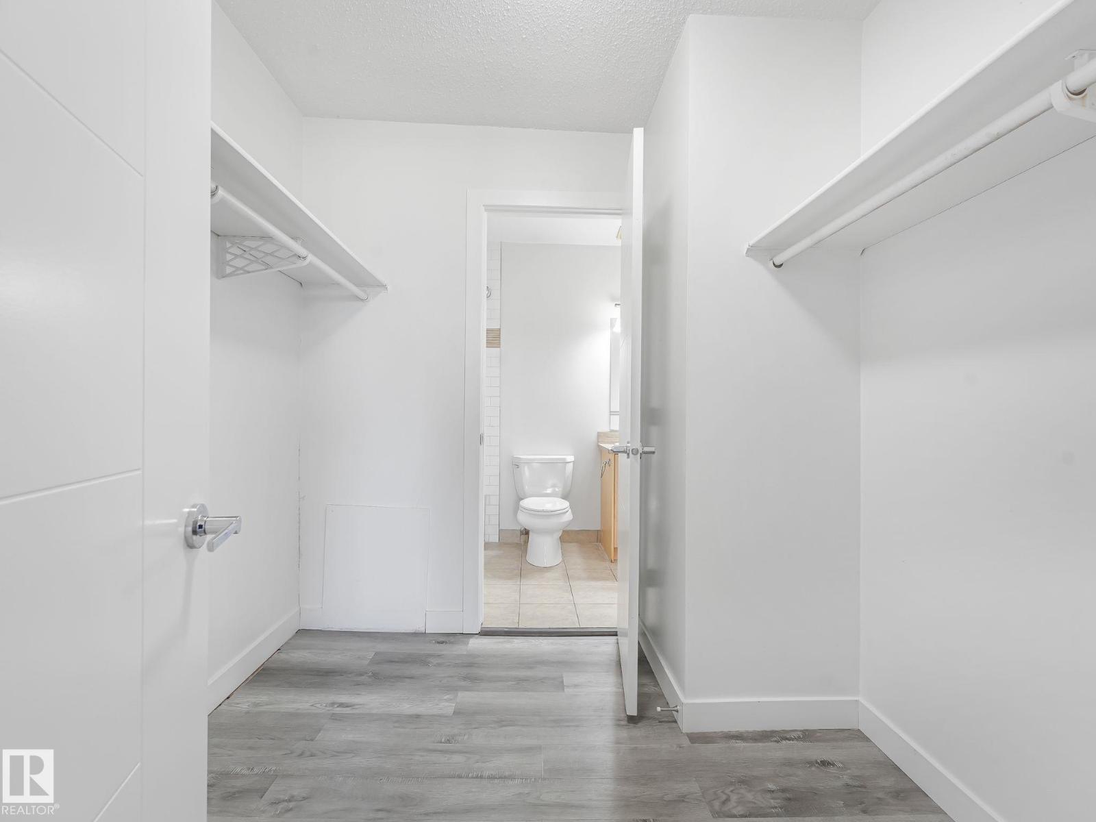 Photo 11 of 303 10528 29 Av Nw, Edmonton AB