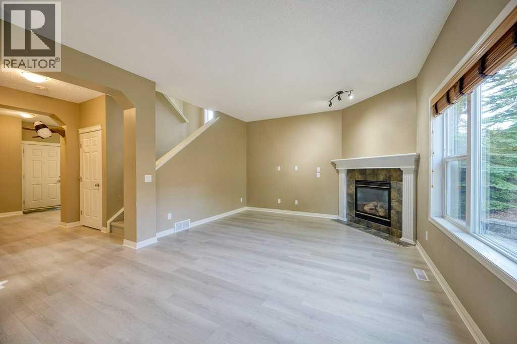 Photo 8 of 34 Aspen Stone Mews Sw, Calgary AB