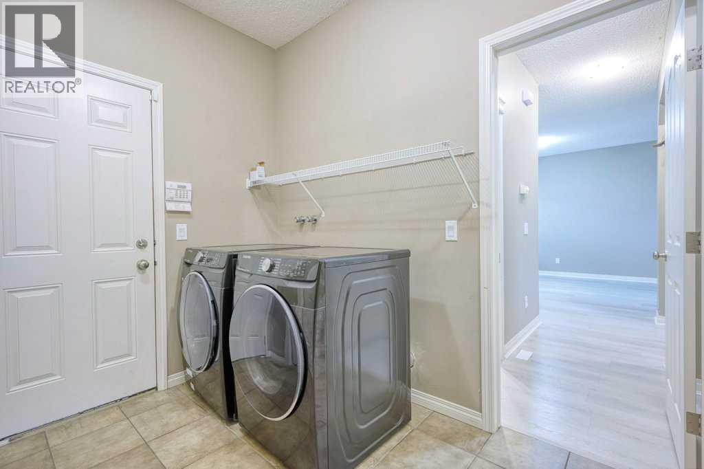 Photo 12 of 34 Aspen Stone Mews Sw, Calgary AB
