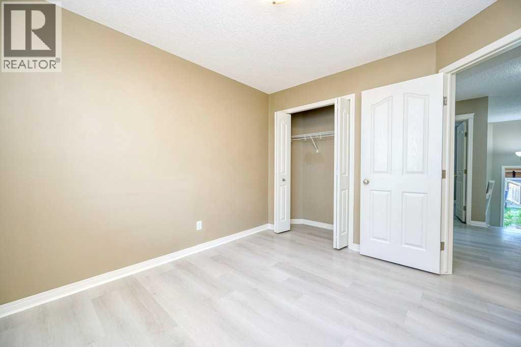 Photo 23 of 34 Aspen Stone Mews Sw, Calgary AB