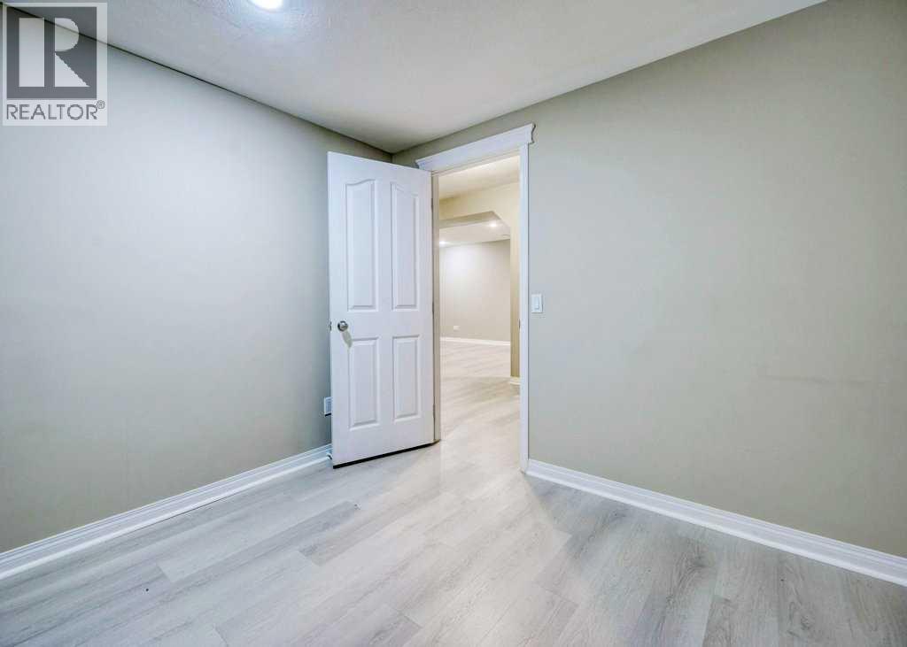 Photo 34 of 34 Aspen Stone Mews Sw, Calgary AB