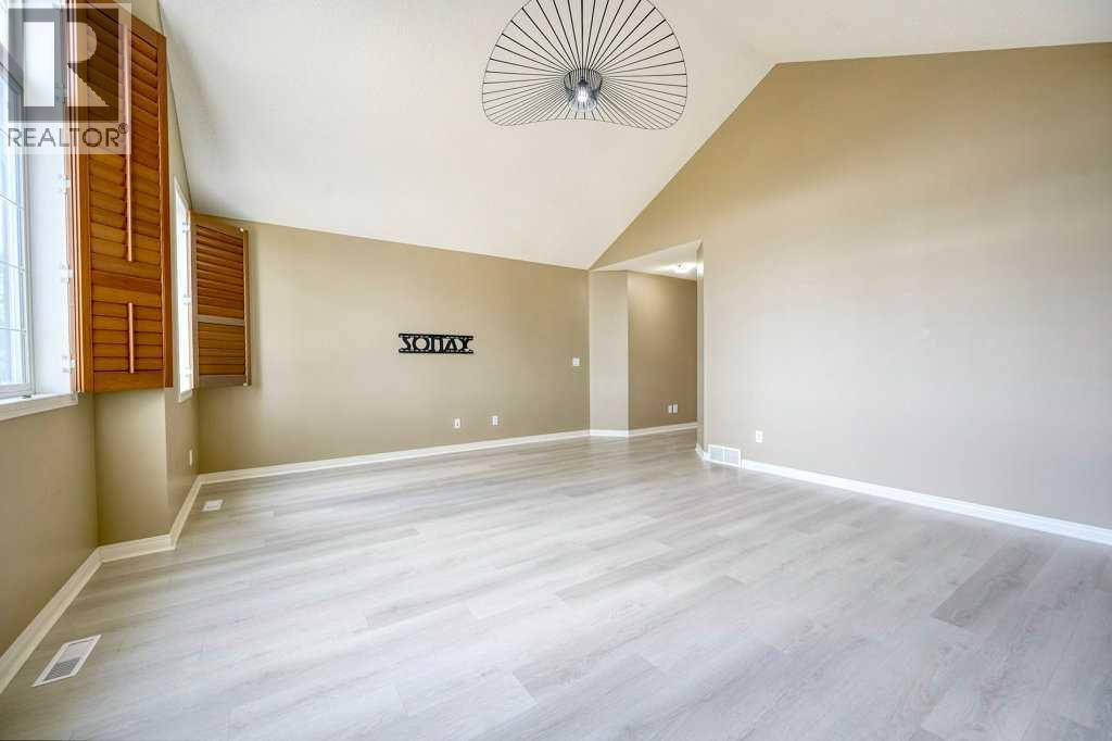 Photo 30 of 34 Aspen Stone Mews Sw, Calgary AB