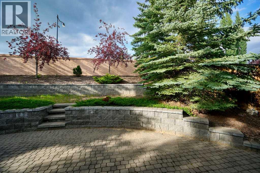 Photo 38 of 34 Aspen Stone Mews Sw, Calgary AB