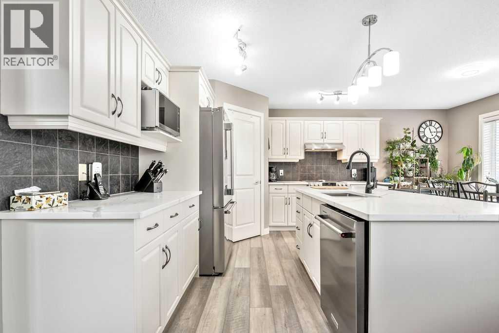 Single Family House for Sale in  Sherwood Rise NW Sherwood Calgary 