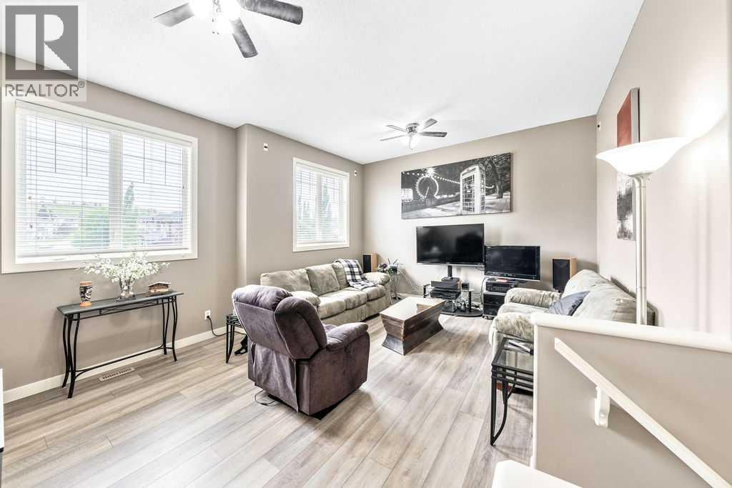 Single Family House for Sale in  Sherwood Rise NW Sherwood Calgary 