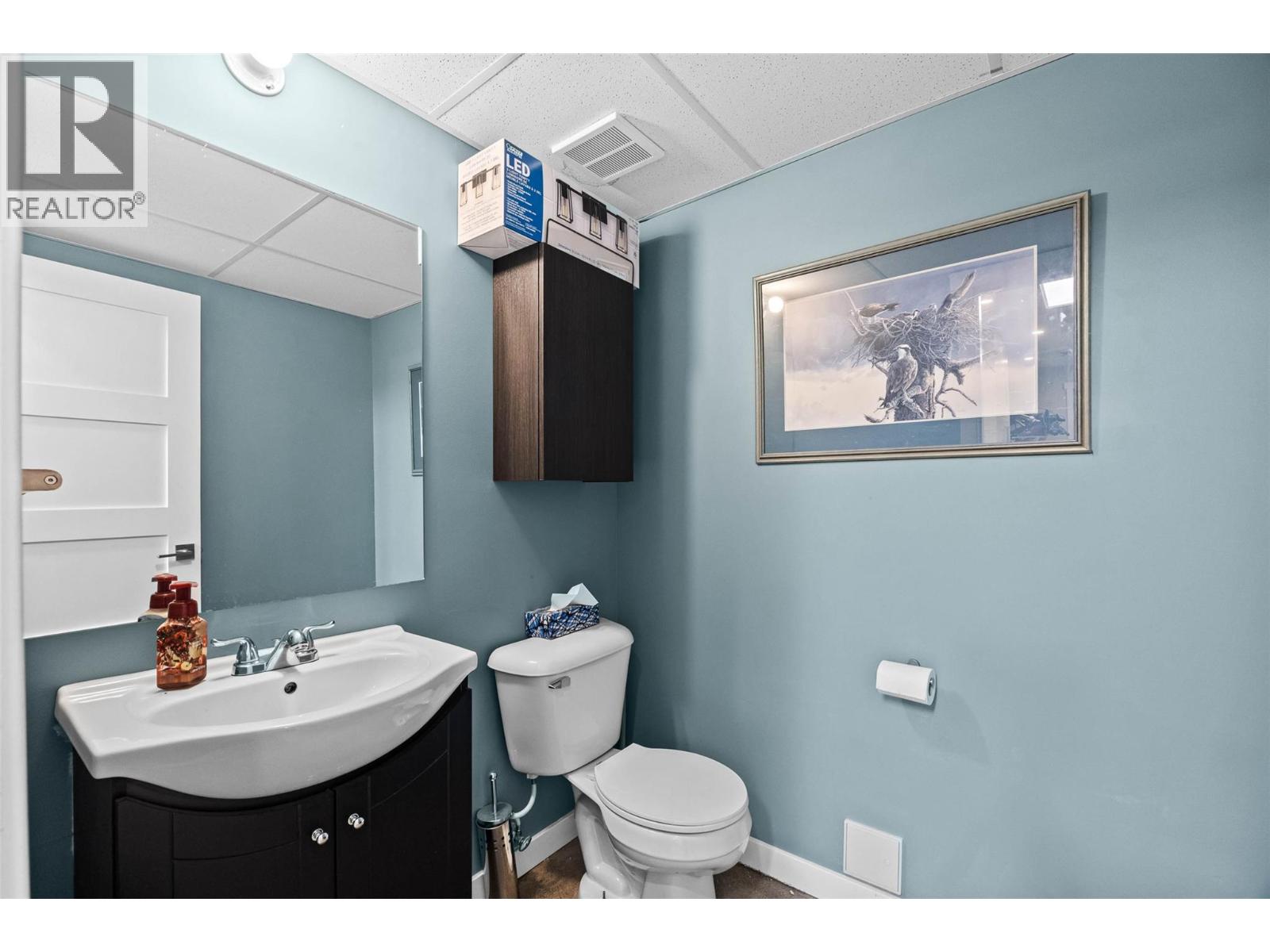Photo 11 of 1289 Foxwood Lane, Kamloops BC