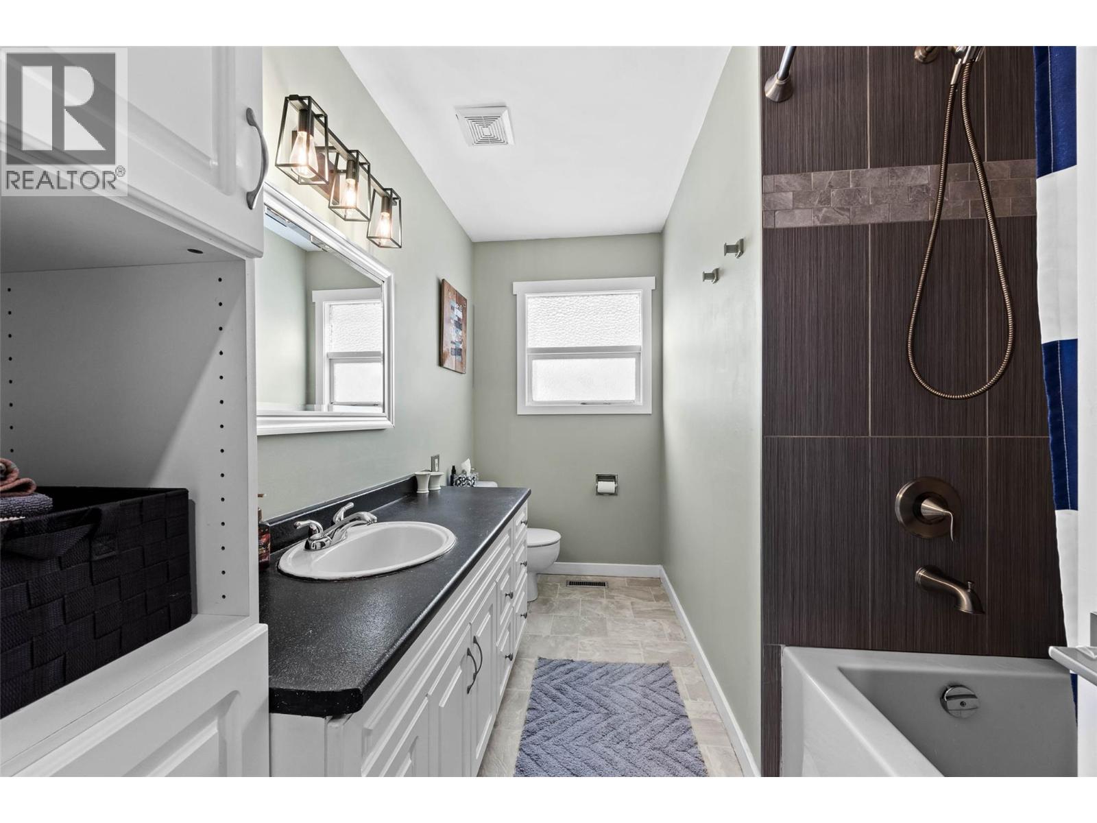 Photo 6 of 1289 Foxwood Lane, Kamloops BC