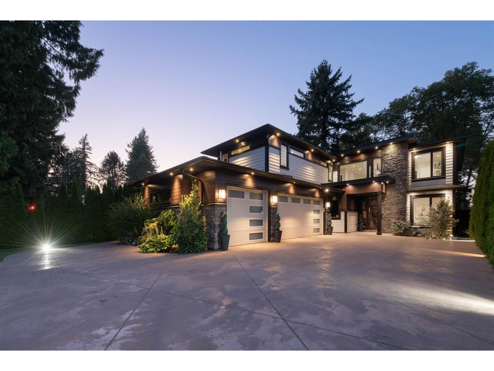 Photo 1 of 20025 Grade Crescent, Langley BC