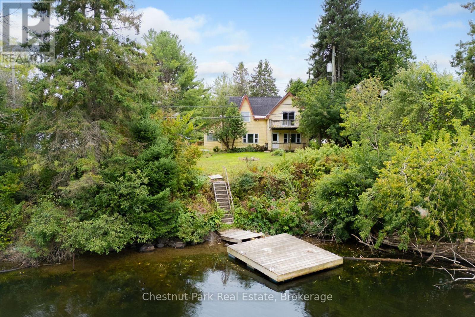 Photo 6 of 70 Beaumont Drive, Bracebridge ON