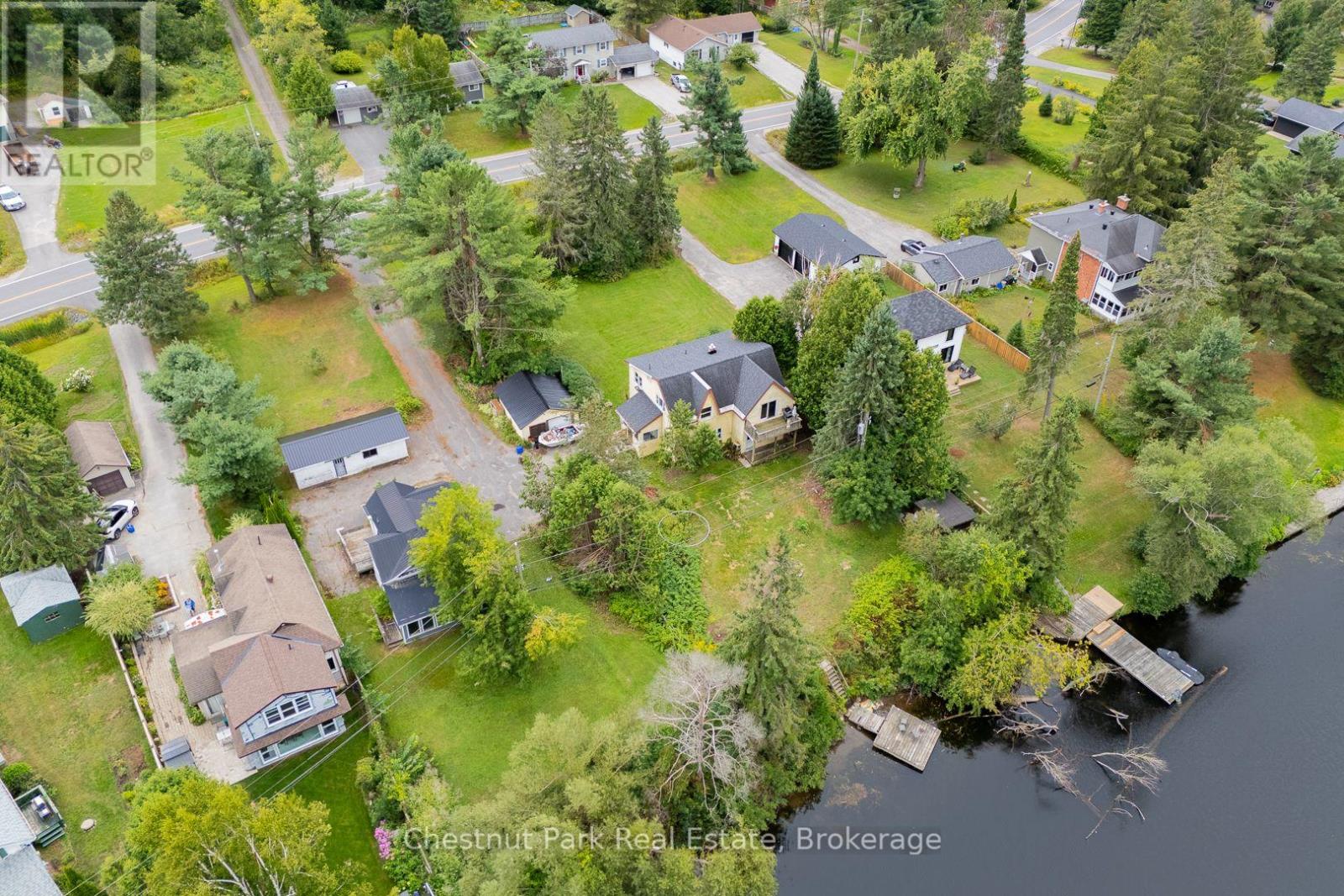 Photo 12 of 70 Beaumont Drive, Bracebridge ON