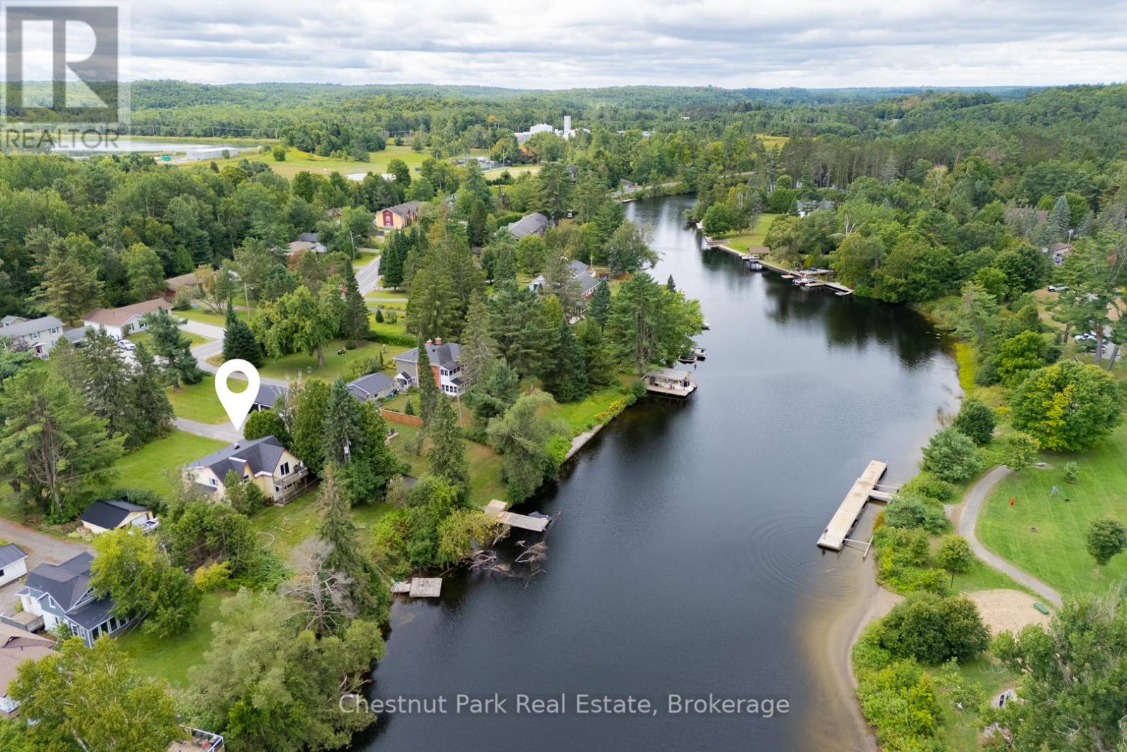 Photo 28 of 70 Beaumont Drive, Bracebridge ON