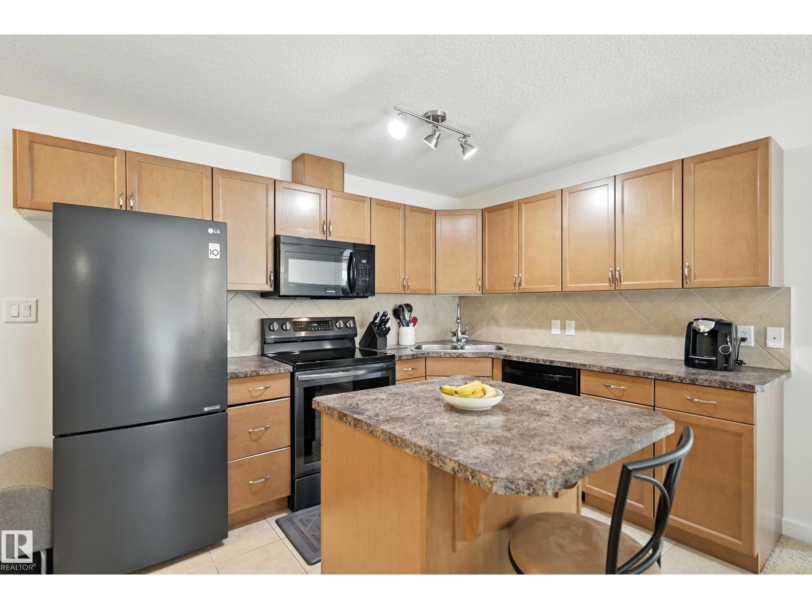 Photo 10 of 212 11615 Ellerslie Rd Sw Sw, Edmonton AB