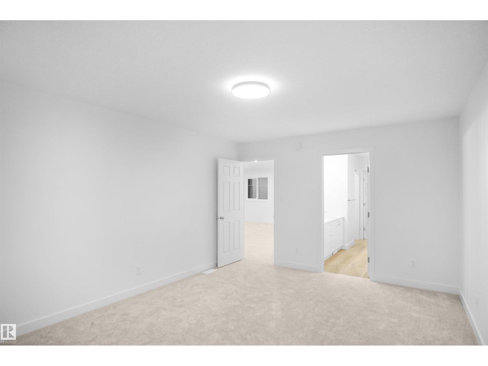 Photo 23 of 20608 27 Av Nw, Edmonton AB