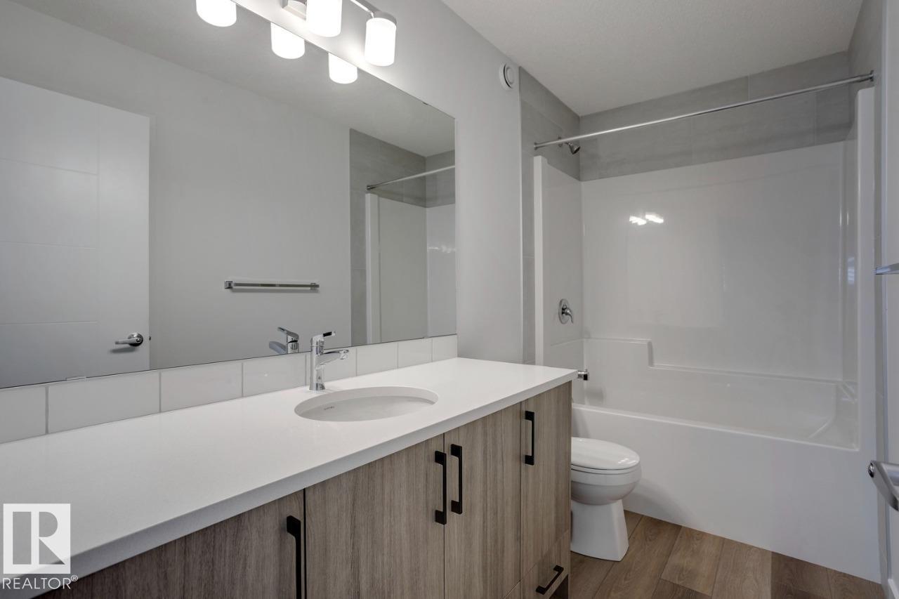 Photo 17 of 19019 20 Av Nw, Edmonton AB
