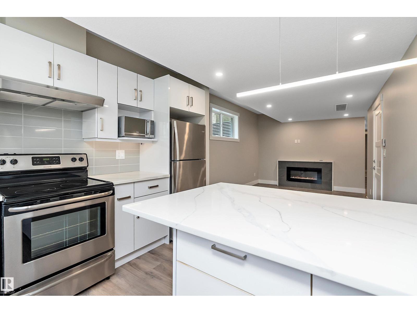 Photo 49 of 8422 117 St Nw, Edmonton AB