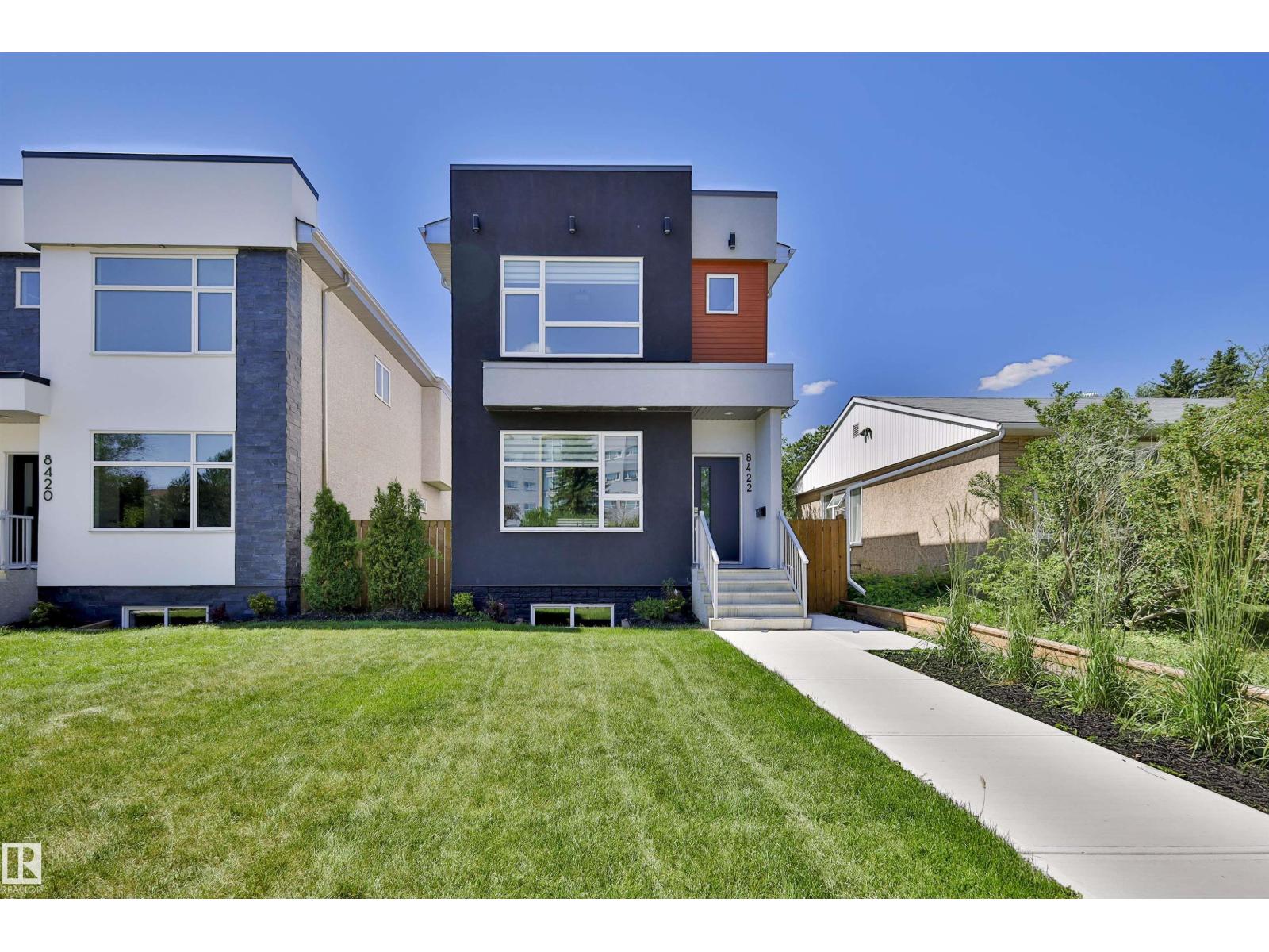 Photo 61 of 8422 117 St Nw, Edmonton AB
