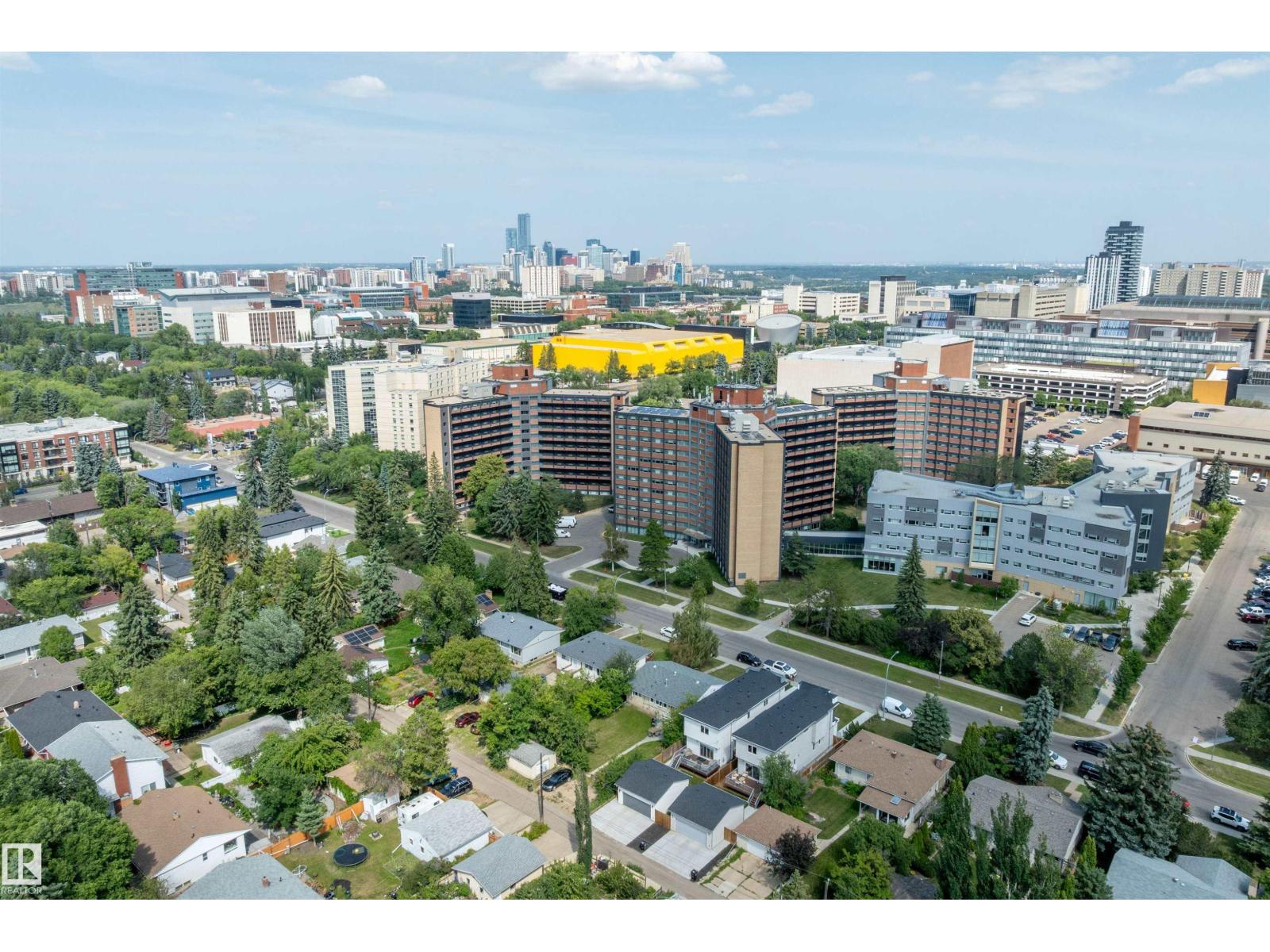 Photo 73 of 8422 117 St Nw, Edmonton AB