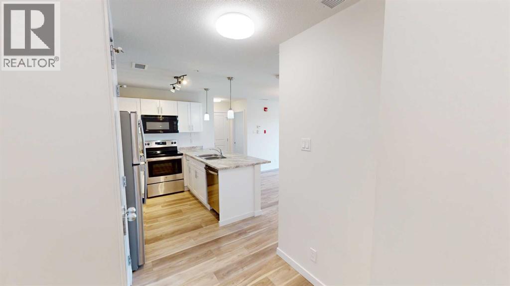 Photo 2 of 402 10101 101 Avenue, Grande Prairie AB