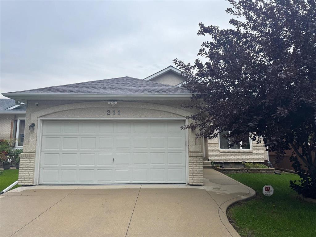 Photo 16 of 211 Eaglemere Drive, Winnipeg MB