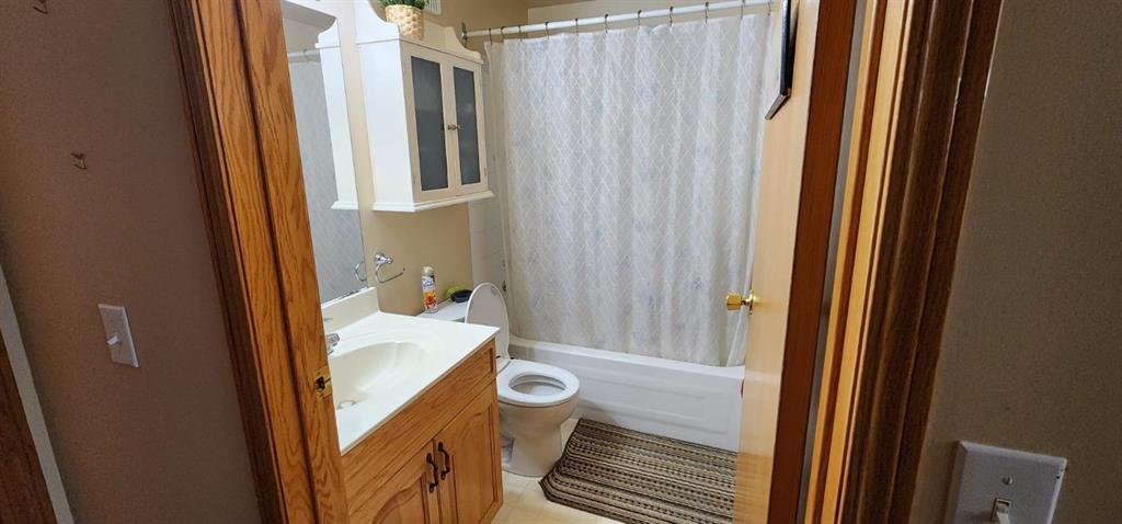 Photo 31 of 211 Eaglemere Drive, Winnipeg MB