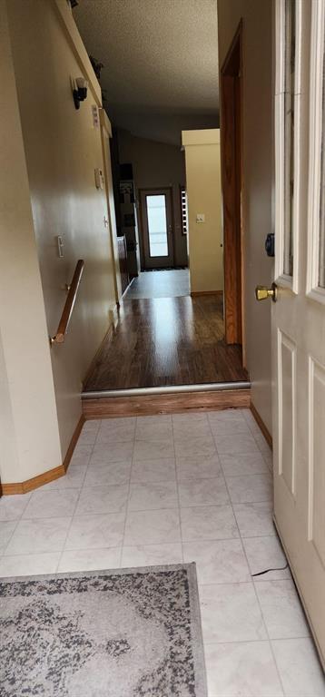 Photo 5 of 211 Eaglemere Drive, Winnipeg MB