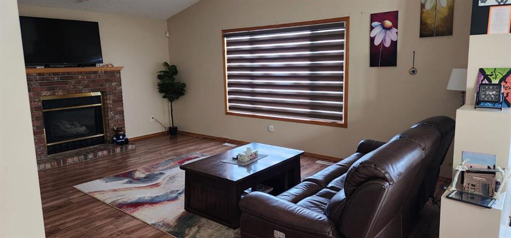 Photo 11 of 211 Eaglemere Drive, Winnipeg MB