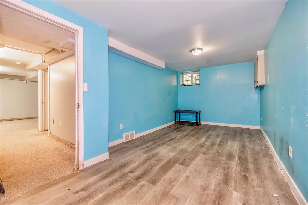 Photo 5 of 119 Lewis Street, Winnipeg MB