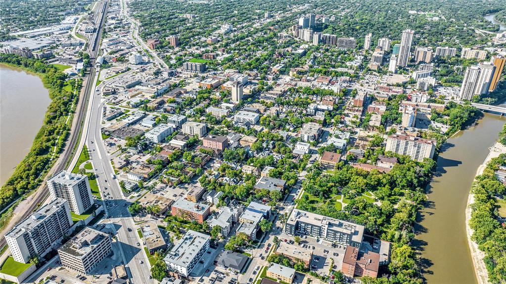 Photo 27 of 119 Lewis Street, Winnipeg MB