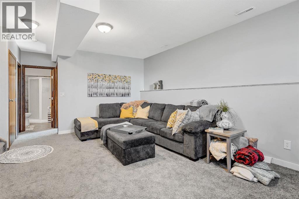Photo 1 of 10754 75 Avenue, Grande Prairie AB