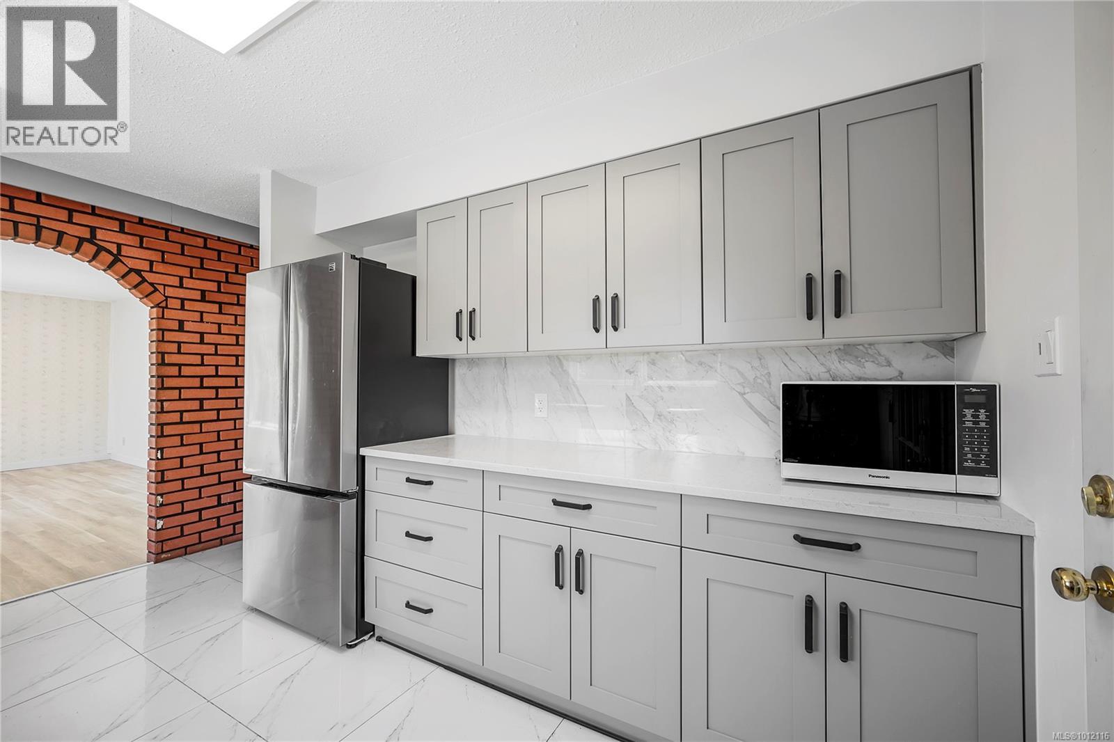 Photo 20 of 1416 White St, Nanaimo BC