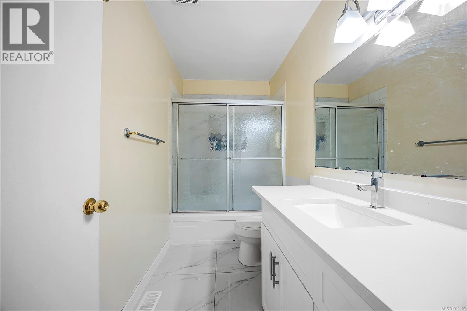 Photo 26 of 1416 White St, Nanaimo BC
