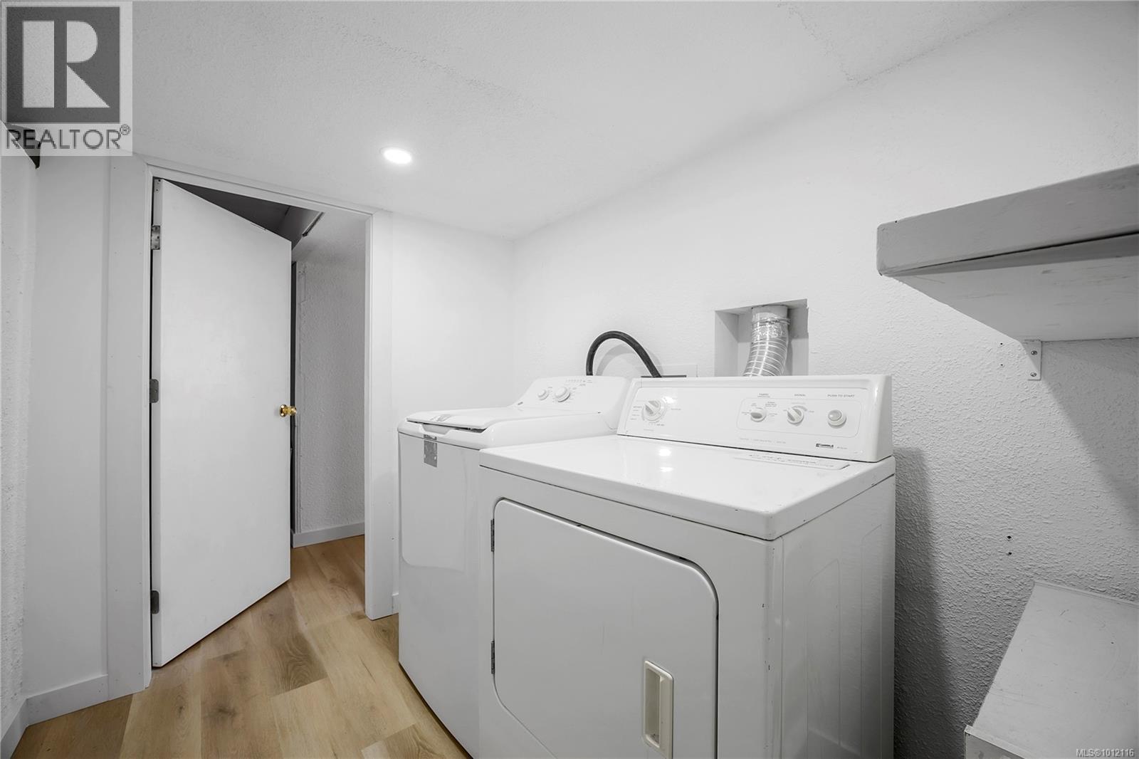 Photo 33 of 1416 White St, Nanaimo BC