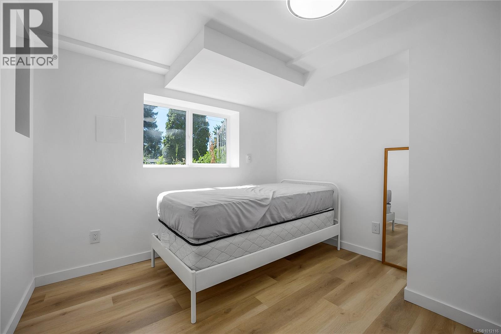 Photo 31 of 1416 White St, Nanaimo BC
