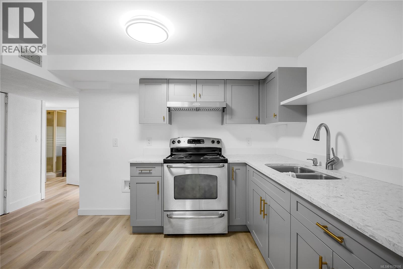 Photo 25 of 1416 White St, Nanaimo BC