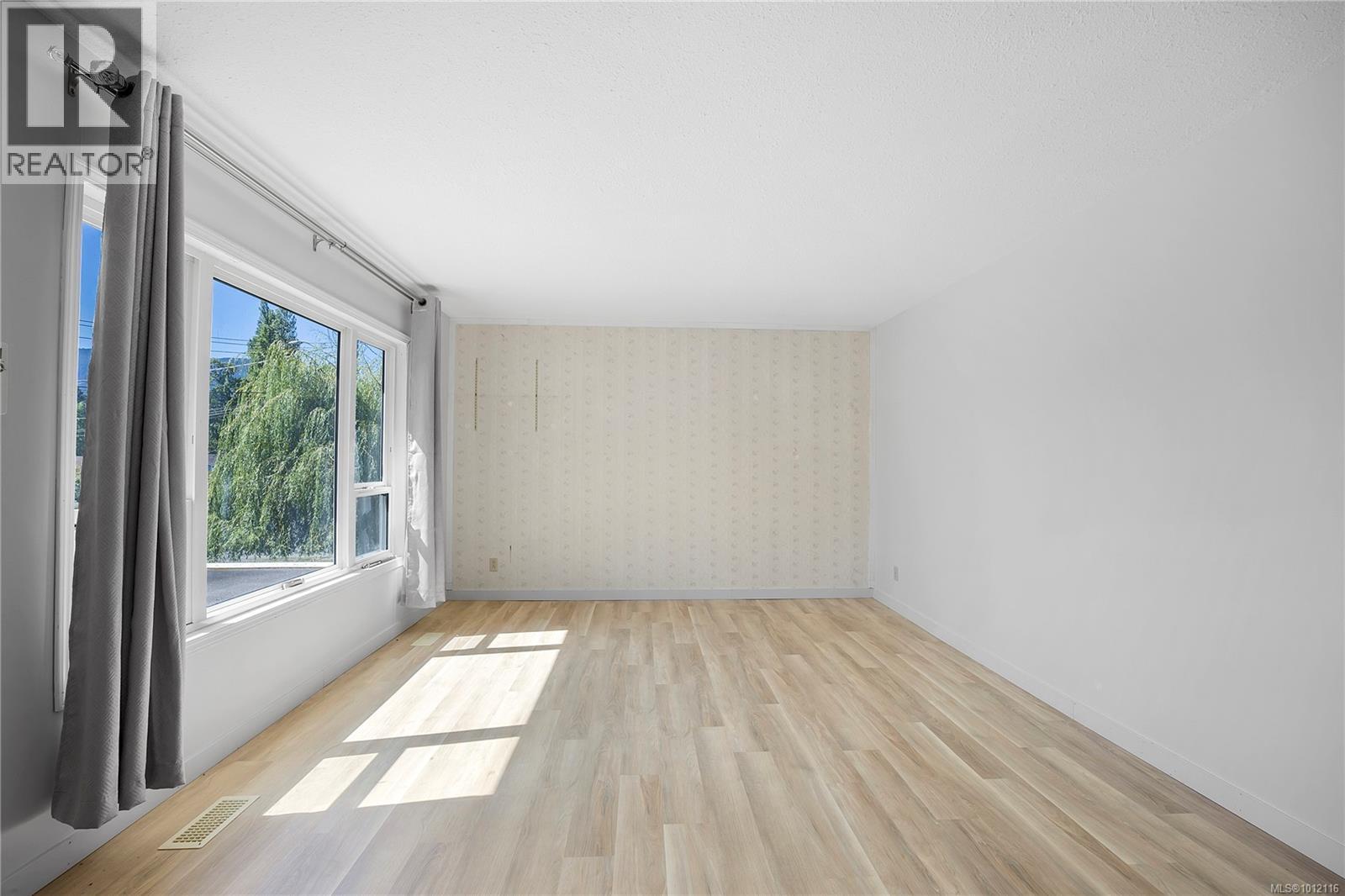 Photo 47 of 1416 White St, Nanaimo BC