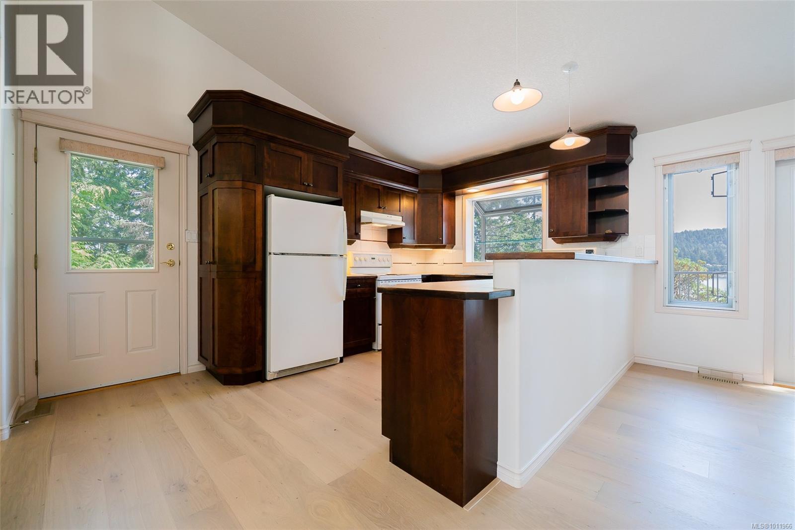 Photo 38 of 5030 Limberis Dr, Ladysmith BC